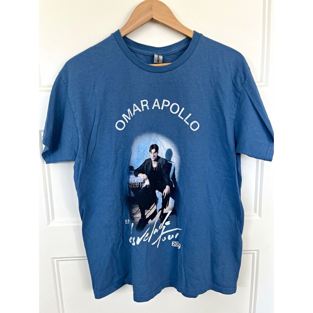 Omar Apollo The Desvelado Tour 2022 Graphic Concert Blue T-Shirt Men's Size L